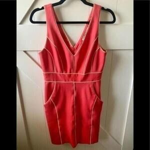 Trina Turk V-neck Lined Sleeveless Dress - size 6